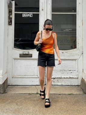 Black platform sandals